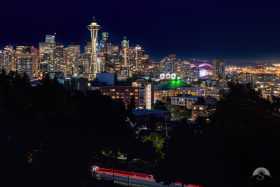 Nighttime photo of the Seattle skyline at dark