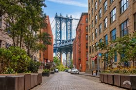 The Manhattan bridge as seen from Brooklyn